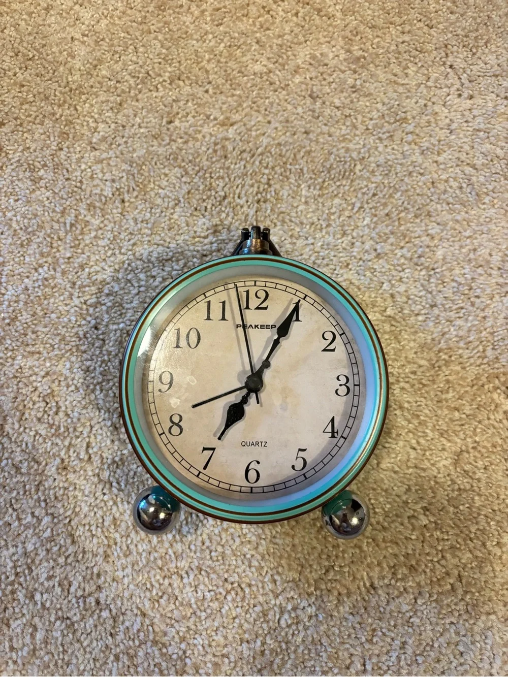 Turquoise Round Table Clock - Home Wall Decor